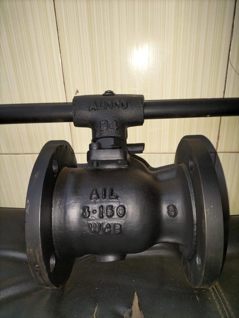 Single-Piece Flanged Ball Valve WCB ANSI Class 150 Lever